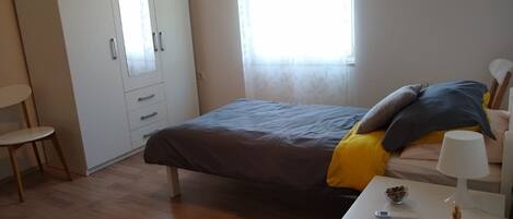 Apartment (A1) | 1 bedroom, in-room safe, iron/ironing board, free WiFi