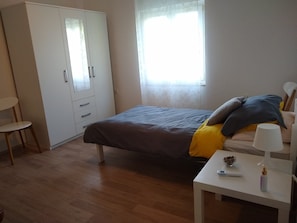 Apartment (A1) | 1 Schlafzimmer, Zimmersafe, Bügeleisen/Bügelbrett, kostenloses WLAN