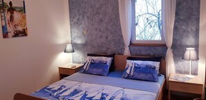 Apartment (A2)