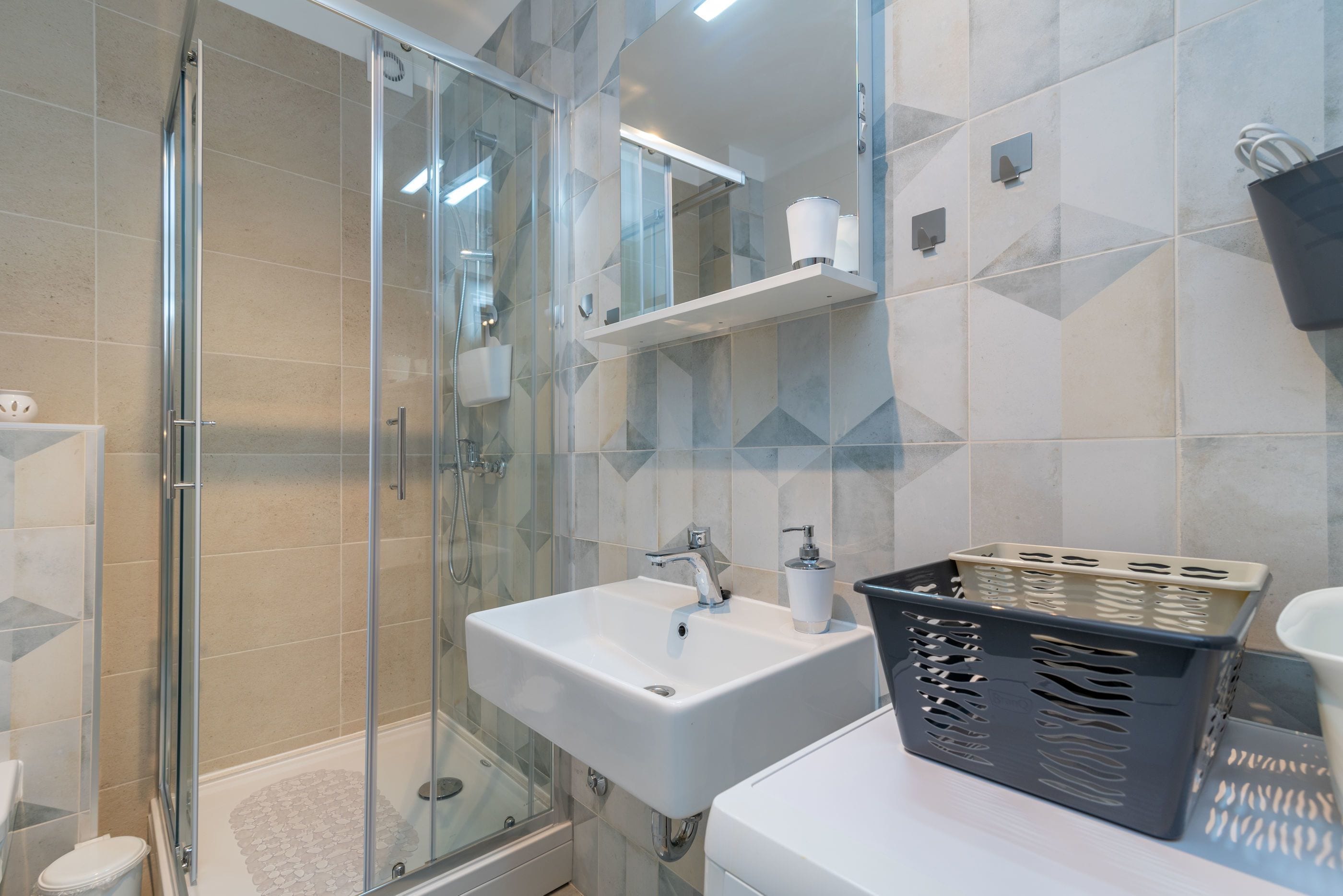 Kamar mandi | Shower