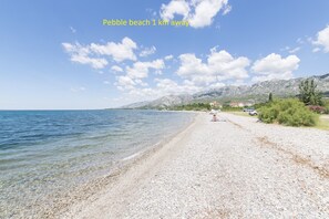 Beach - Rooms Nada (Starigrad)