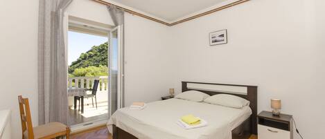 Chambres insonorisées, fer et planche à repasser, Wi-Fi gratuit