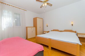 Apartment (A1)