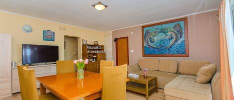 Salle de séjour | Téléviseur