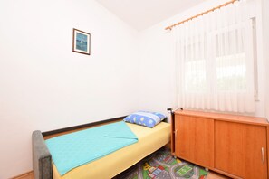 Iron/ironing board, free WiFi, bed sheets - Apartment Diva (Privlaka)