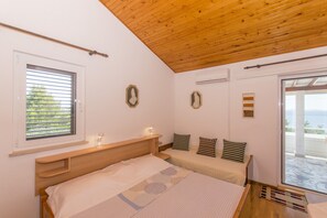 Free WiFi, bed sheets - Apartment Branka (Murter)