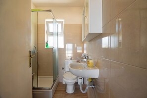 Apartment (A1) | Bathroom - Apartment Toma (Supetar)