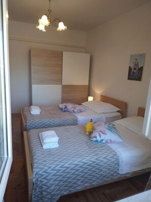 Apartment (A1) | Desk, iron/ironing board, free WiFi, bed sheets
