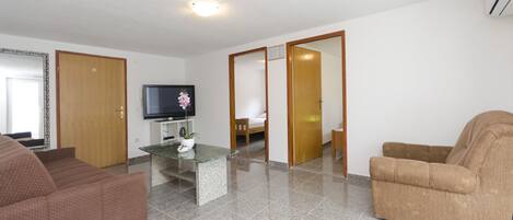 Apartment (A2) | Living room