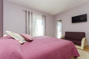 4 bedrooms, free WiFi