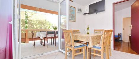 アパートメント (A1) | レストラン