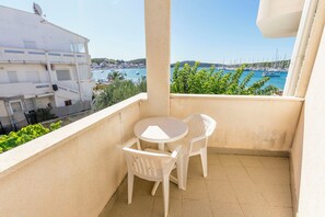 Apartment (A2) | Speisen im Freien