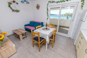 Apartment (A1) | Dining