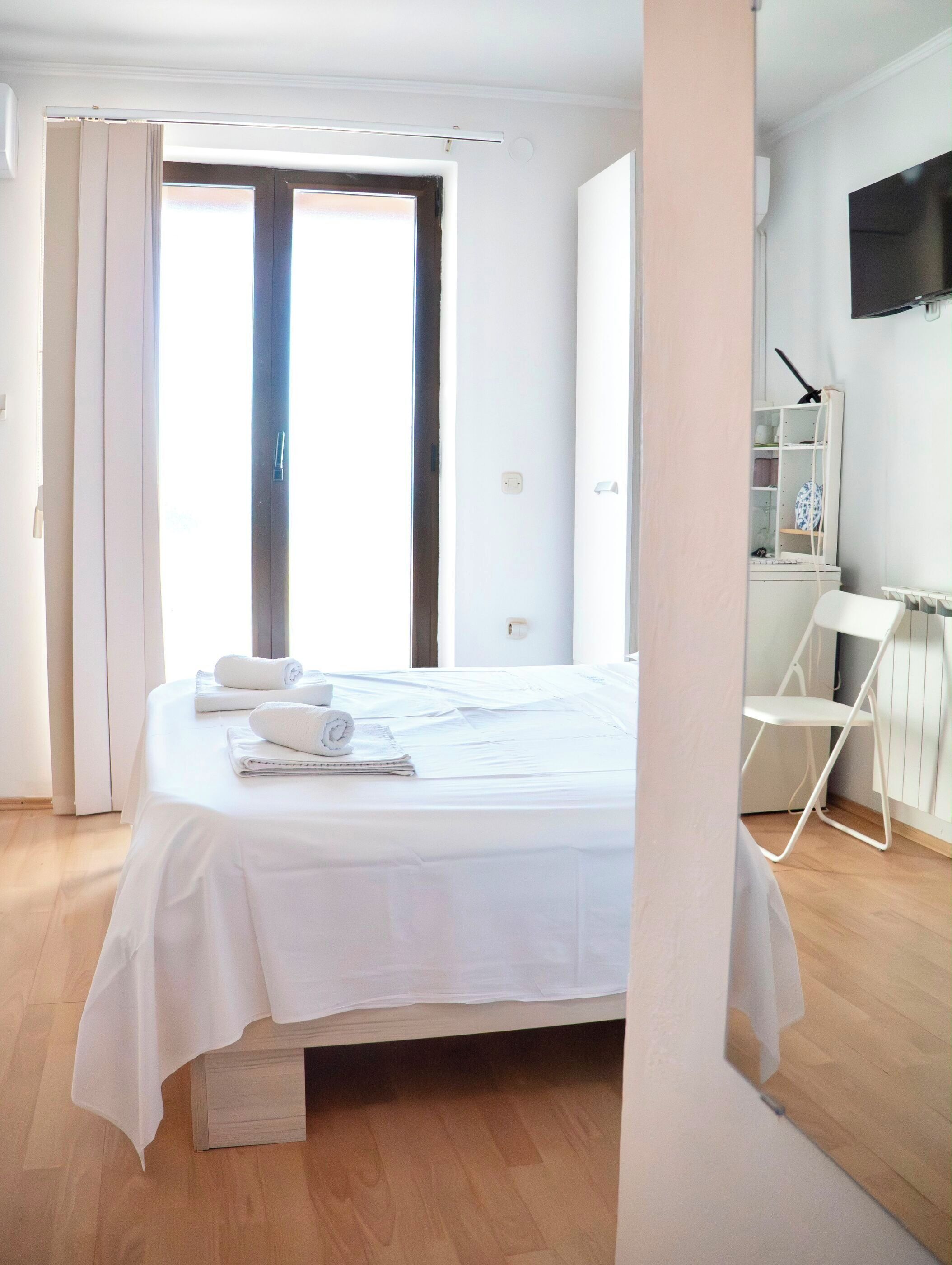 Room (S1) | Free WiFi, bed sheets