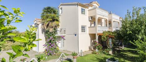 ที่จอดรถฟรี