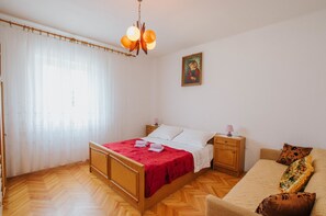 Iron/ironing board, free WiFi - House Josipa (Okrug)