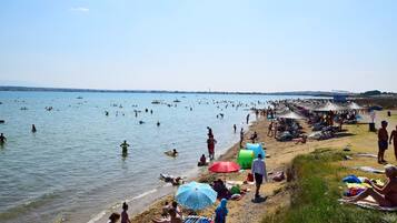 Playa en los alrededores