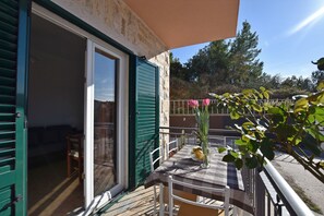Balcony - Apartments Ivan (Omis)