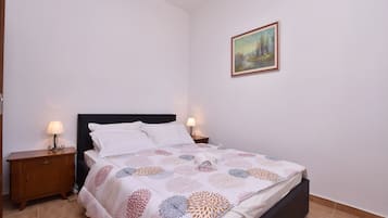 8 soverom, strykejern/-brett og wi-fi (inkludert)