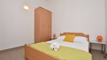 8 soverom, strykejern/-brett og wi-fi (inkludert)