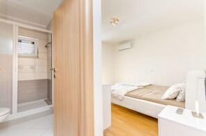 6 bedrooms, free WiFi