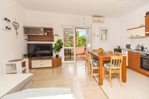 Apartment (A3) | Private kitchen