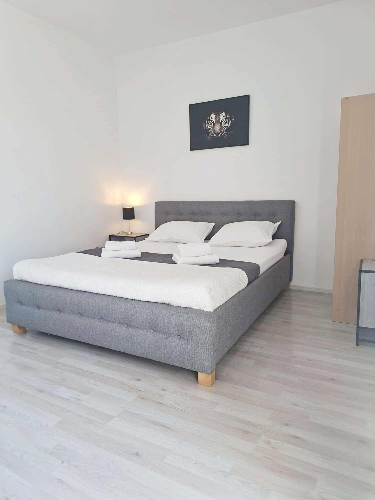 Apartemen (A1) | Wi-Fi gratis dan seprai linen
