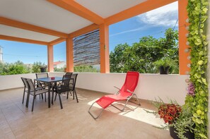 Terrace/patio - Apartments Sanja (Tribunj)