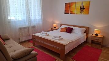 Apartment (A1) | Kostenloses WLAN, Bettwäsche
