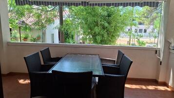 شقة (A1) | شرفة/رواق