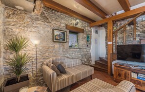 Villa | Vardagsrum | Platt-tv