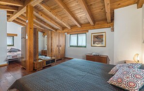 Villa | 2 bedrooms, in-room safe, desk, iron/ironing board - Villa Ana Rita (Kanfanar)