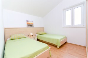 Free WiFi, bed sheets - Apartments Andrea (Kolan)