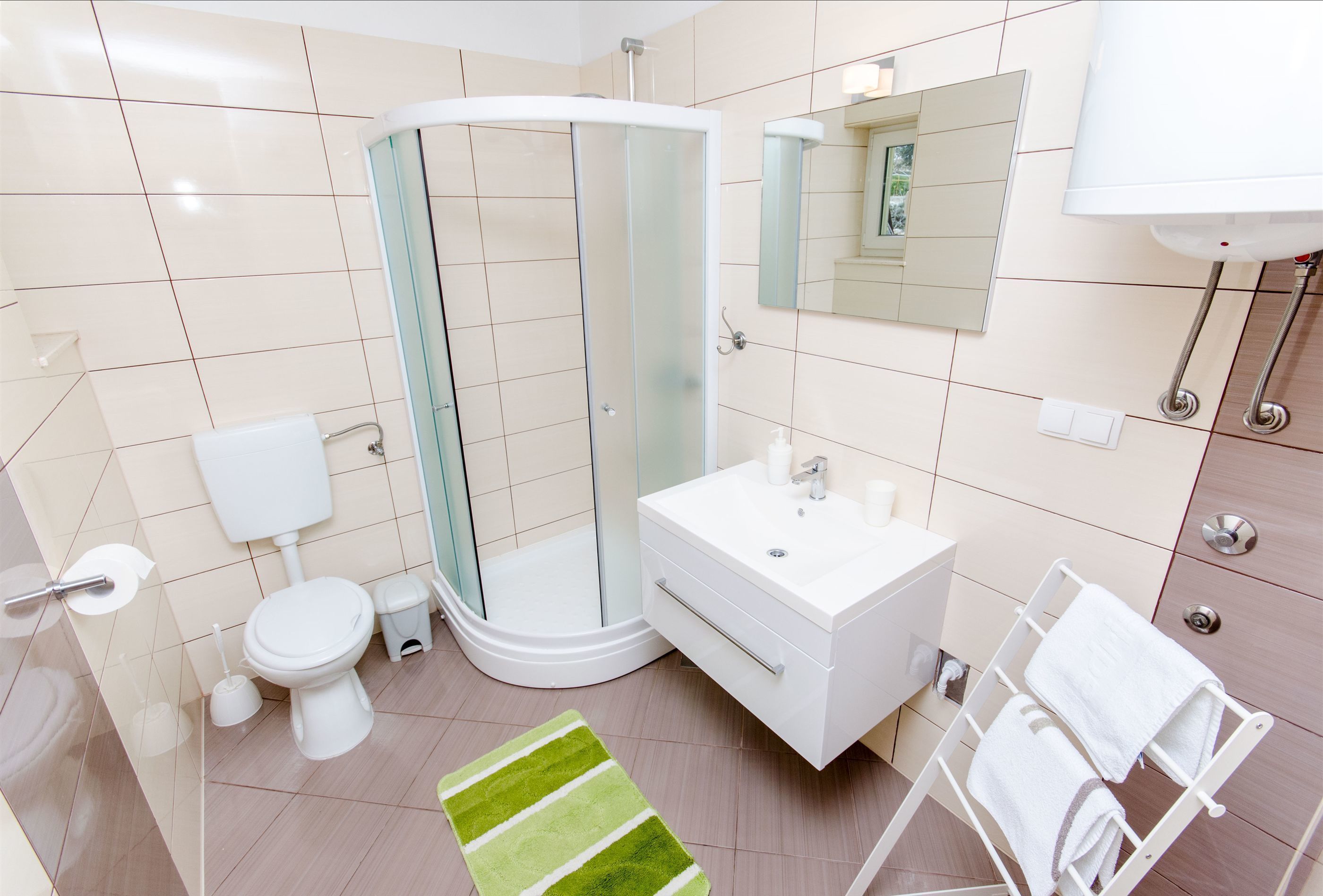 Bathroom | Shower