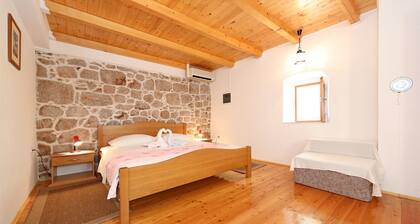 House Paklenica Stone Beauty