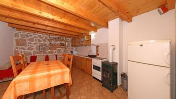 House | Dining