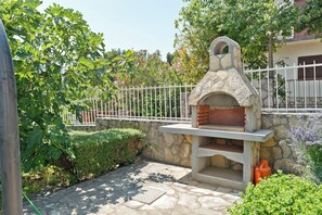 Apartment (A1) | Property grounds