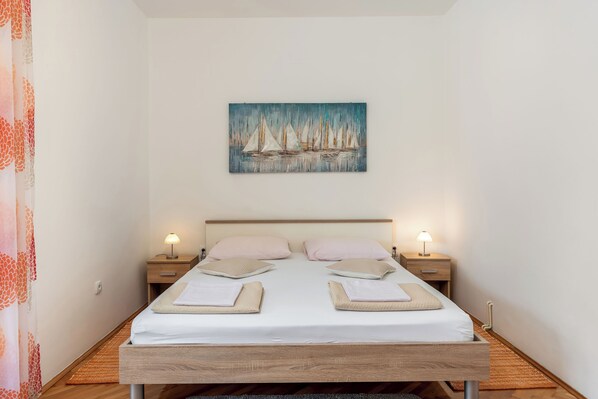 Apartment (A1)