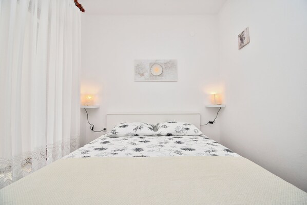 Apartment (A1)
