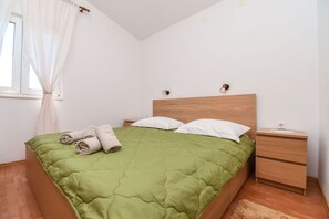 Apartment (A2)