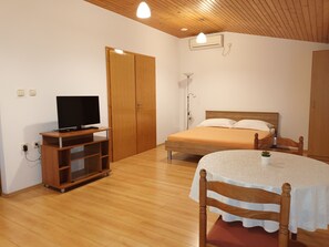 Estudio (A2) | Restaurantes