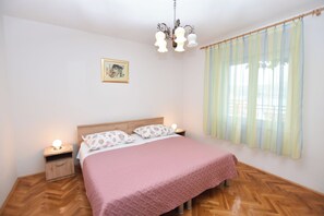 Apartment (A1) | 1 bedroom, iron/ironing board, free WiFi