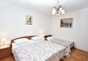 Apartment (A1)