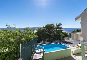 Outdoor pool - Apartments Mirko (Omis)