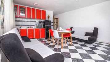 Apartment (A1) | Eigene Küche