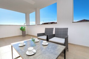 Apartment (A2) | Balcony