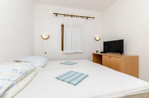 Apartment (A2)