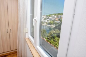 Apartment (A6) | Water view