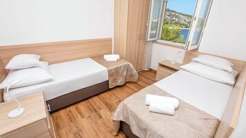 Apartment (A6) | 5 bedrooms, free WiFi