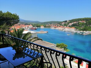 Apartment (A3) | Water view